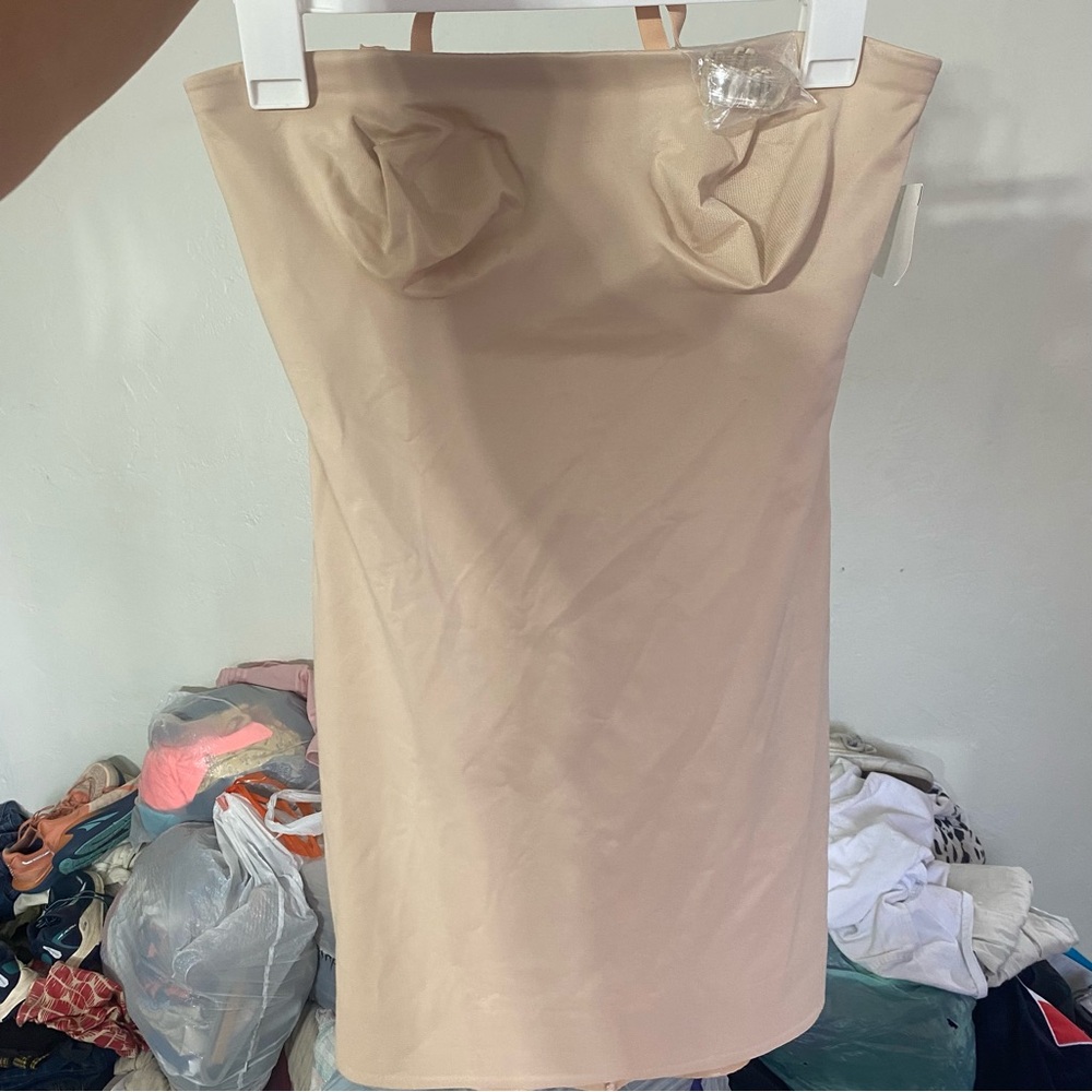 NEW Miracle Suit Medium Mini Slip Dress Shapewear Shaper Invisible Straps